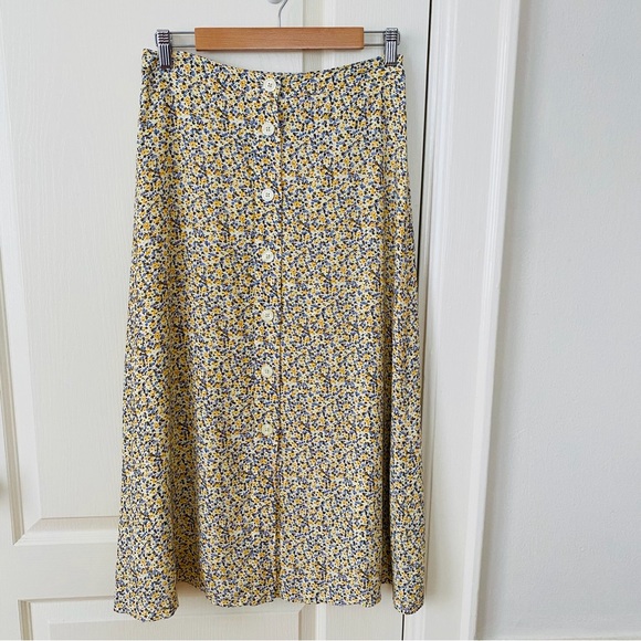 GAP Dresses & Skirts - NWOT Gap Yellow Blue Floral A-lined Button Front Maxi Lined Skirt Size 4